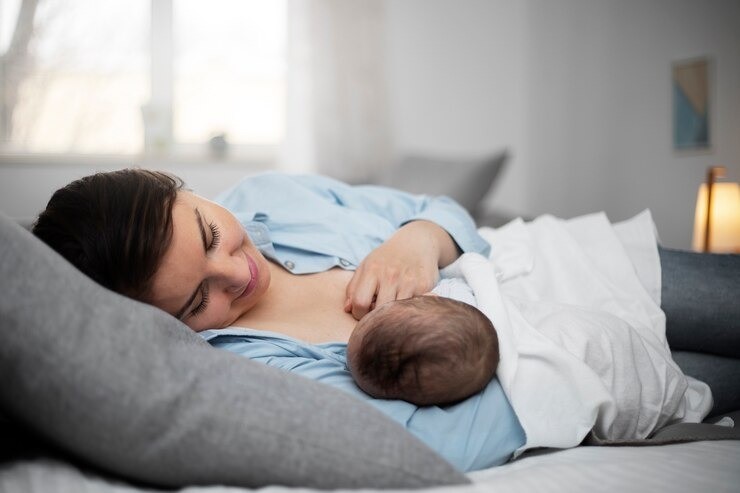 ASI kena mata bayi, bayi kena ASI jadi buta, mitos ASI sebabkan kebutaan, penglihatan bayi baru lahir, manfaat ASI untuk mata bayi, antibodi dalam ASI, kesehatan mata bayi, menyusui yang benar